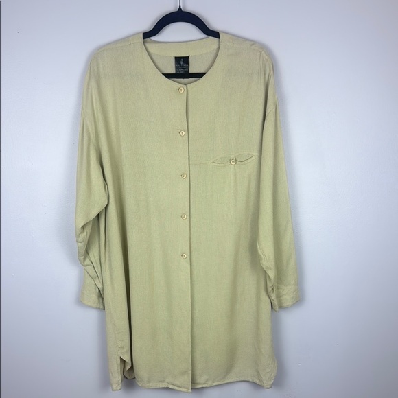 Kaliyana Tan Relaxed Fit Tunic with Round Neckline Back Button Detail Size L - Picture 2 of 10